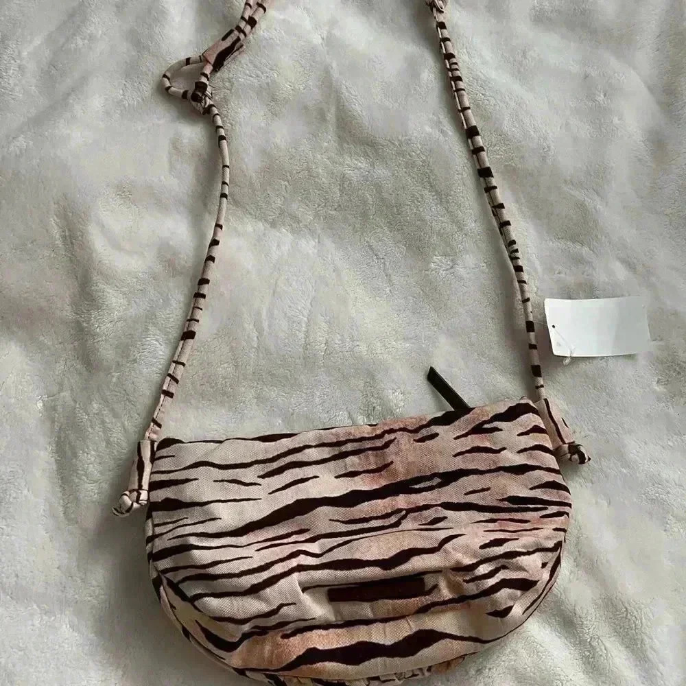 NWT Lucky Brand Meja crossbody bag